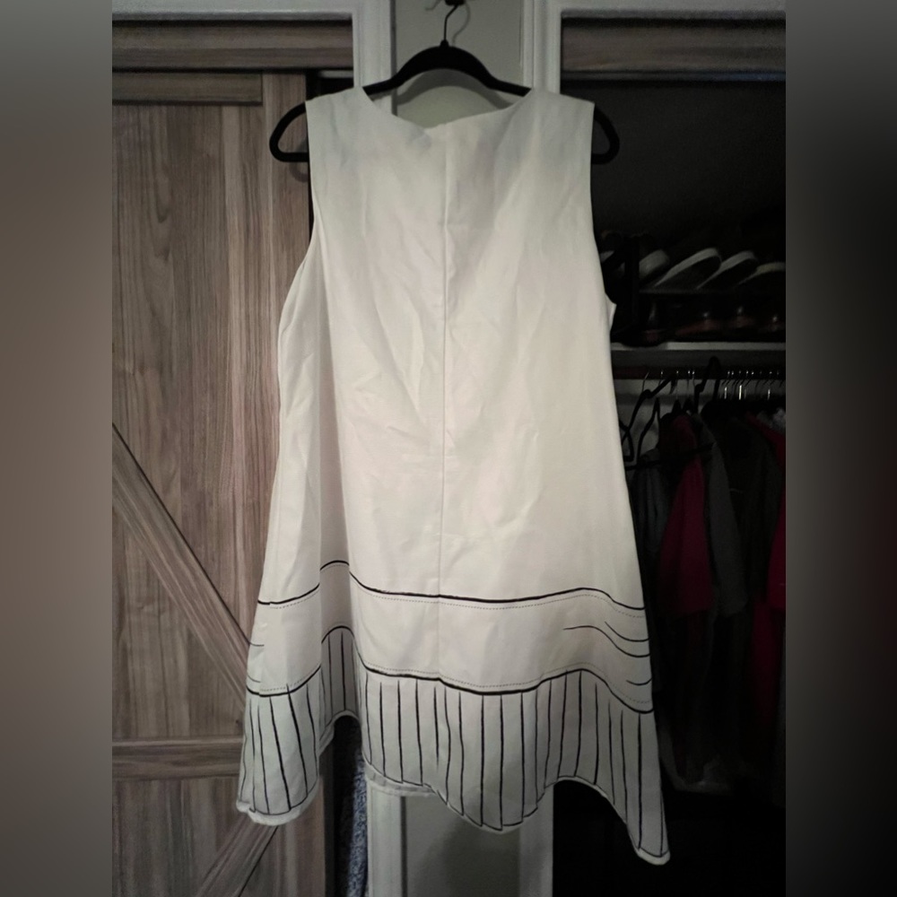 SHEIN Dress - Picture 2 of 3